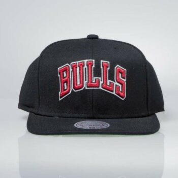 Kšiltovka Mitchell & Ness Chicago Bulls WOOL SOLID NL15Z 950 Kč