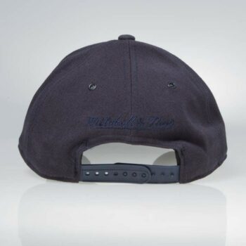 Kšiltovka Mitchell & Ness Cleveland Cavaliers Filter 2.0 Prague