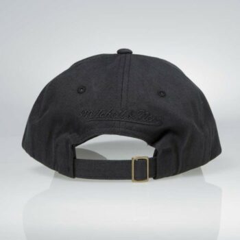 Kšiltovka Mitchell & Ness Chicago Bulls Chukker Praha