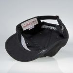 Kšiltovka Mitchell & Ness Los Angeles Kings Chukker Prague