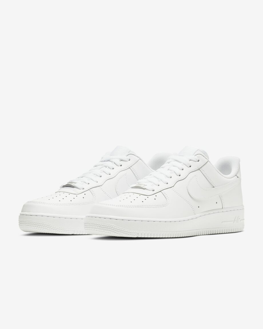 Pánské tenisky Nike Air Force 1 07 bílé koupit