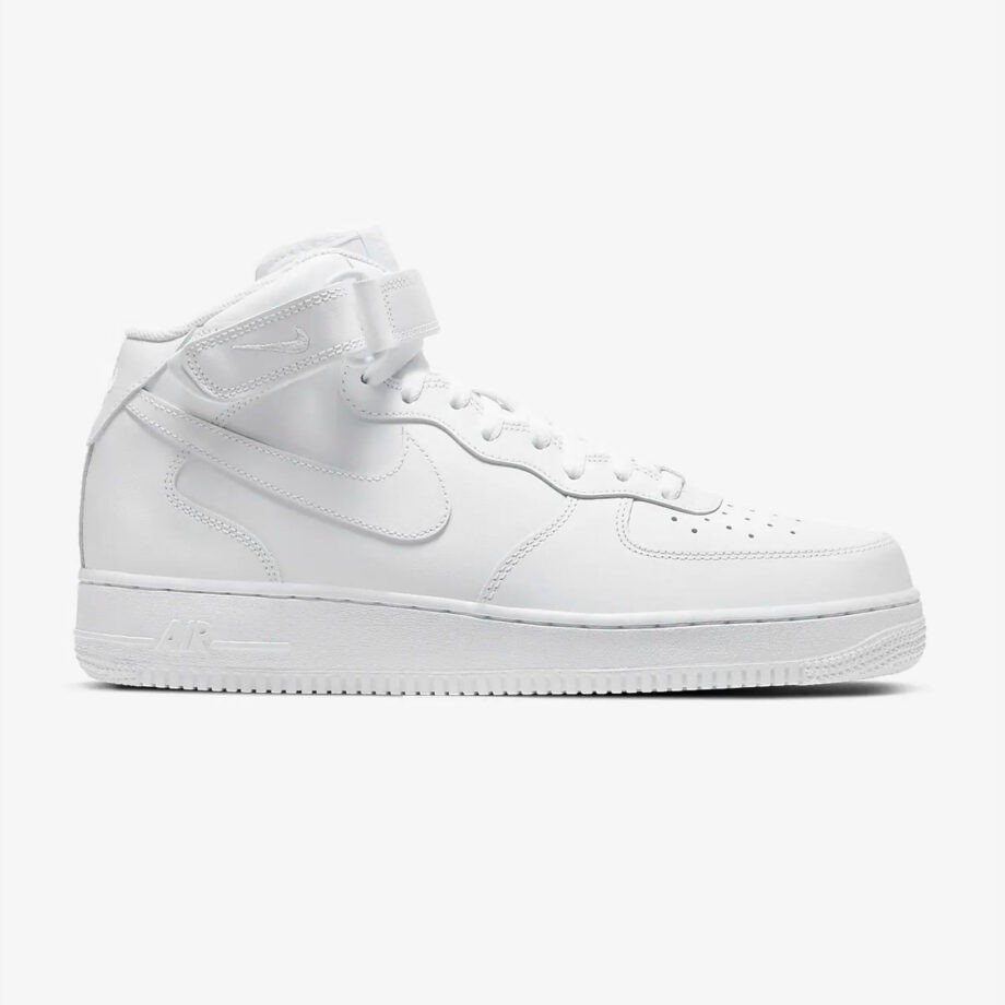 Pánské tenisky Nike Air Force 1 Mid 07 bílé 2799 Kč