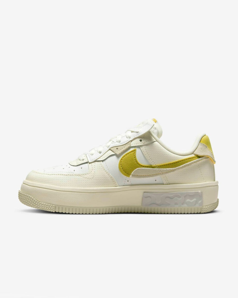 Dámské nízké tenisky Nike Air Force 1 Fontanka Summit White/Celery 2999 Kč